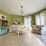 Villa Platanias *