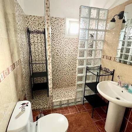 Platanias Vilă *