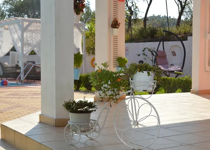 Villa Platanias Agia Paraskevi (Skiathos)